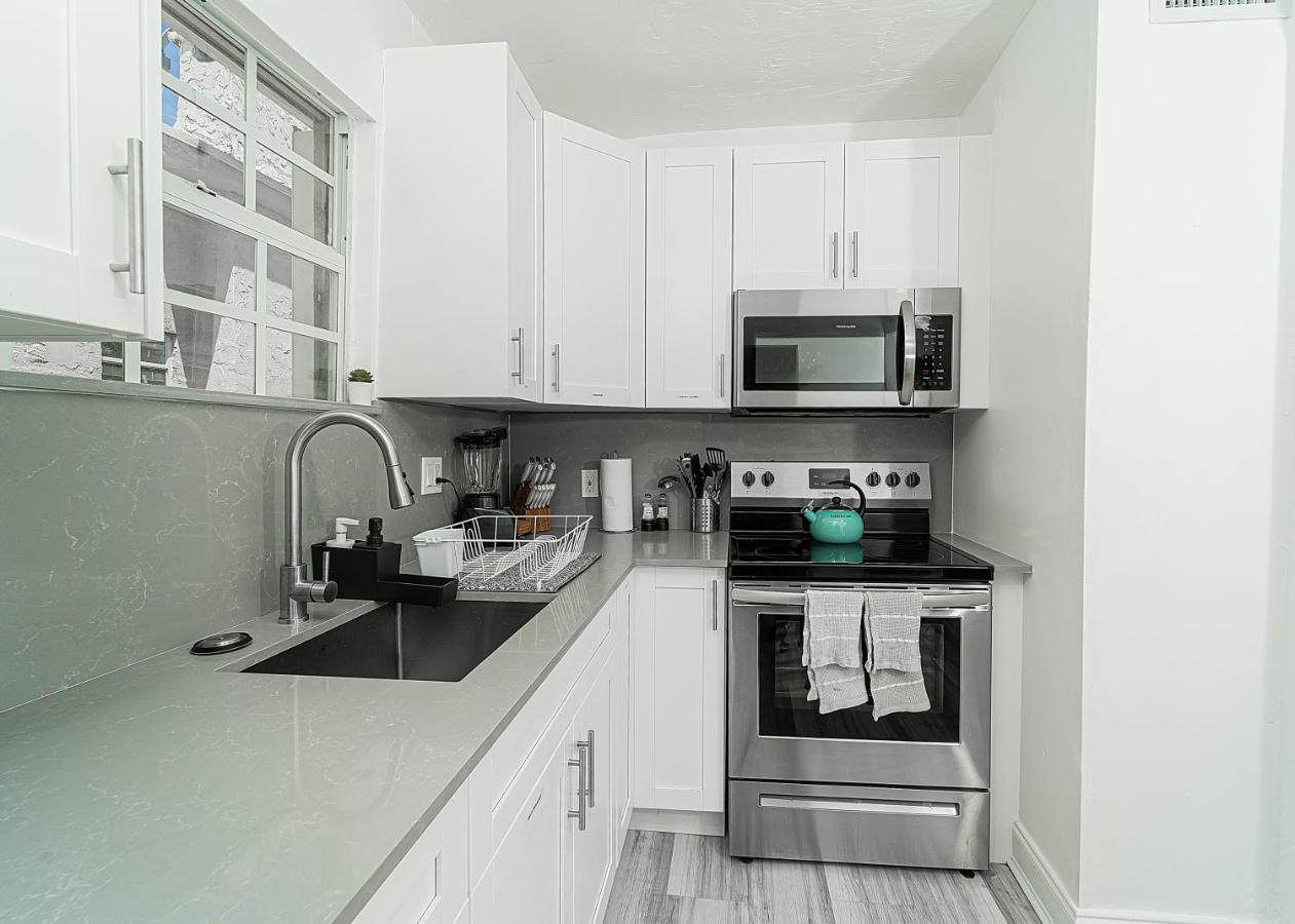 Bike To Beach-Spacious With Patio Bbq & Game Room Hallandale Beach Bagian luar foto